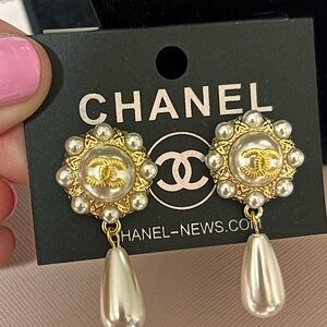 pearl drop earrings